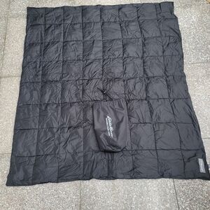 Eddie Bauer packable blanket